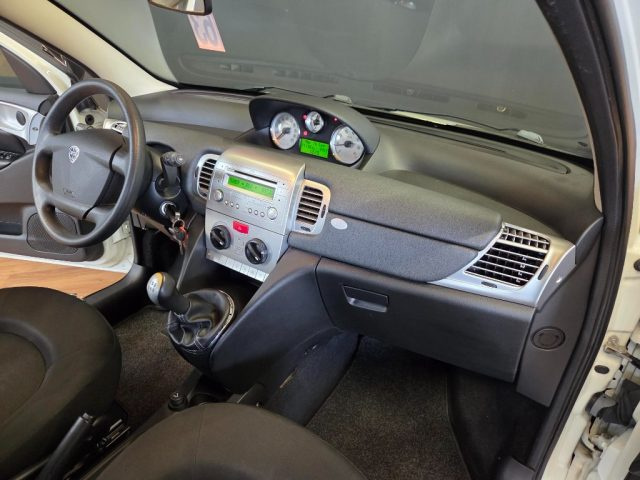 LANCIA Ypsilon usata 12