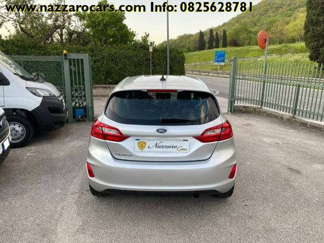 FORD Fiesta usata, con USB