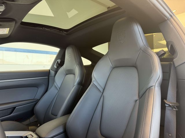 PORSCHE 992 usata, con Boardcomputer