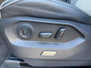 VOLKSWAGEN Touareg usata, con Vetri oscurati