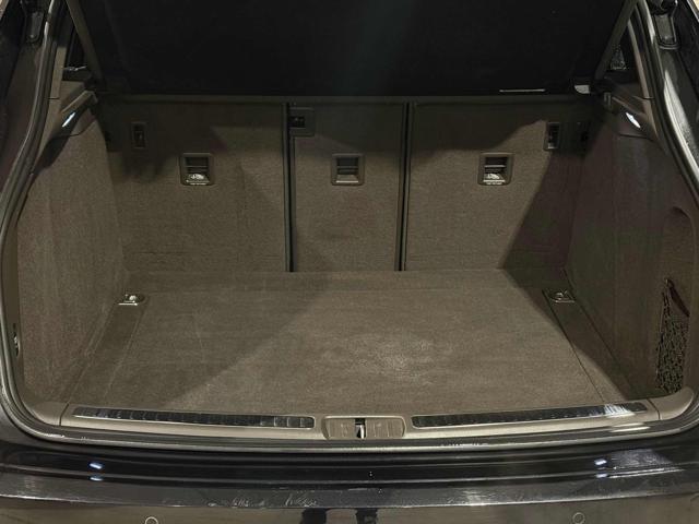 PORSCHE Macan usata, con Sedile posteriore sdoppiato