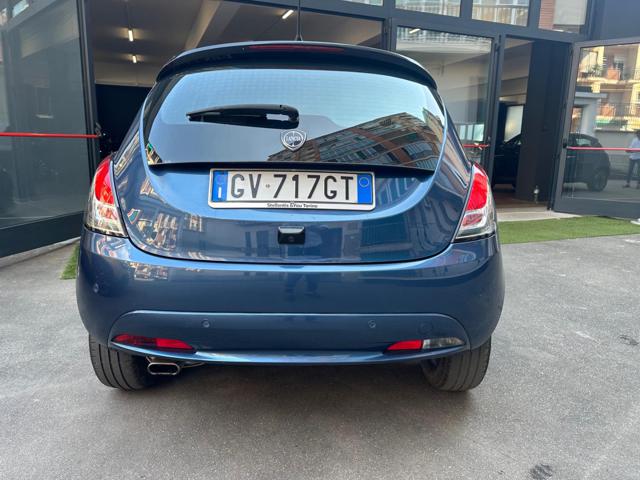 LANCIA Ypsilon usata, con Autoradio