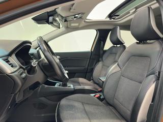 RENAULT Captur usata, con Controllo automatico clima