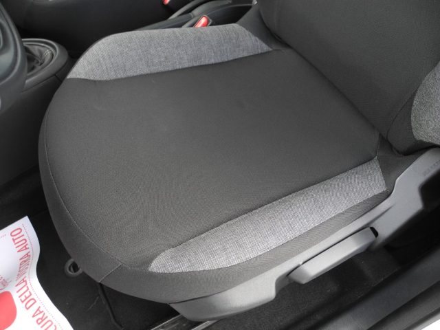 TOYOTA Aygo X usata 47