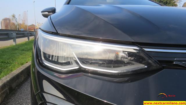 VOLKSWAGEN Golf usata, con USB