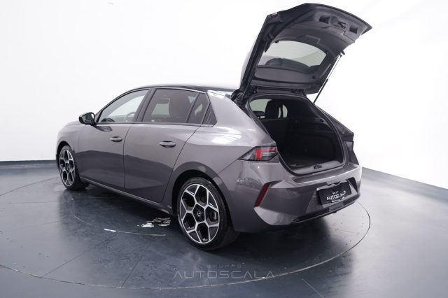OPEL Astra usata, con Sensori di parcheggio posteriori