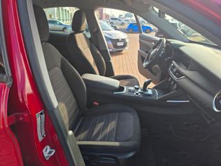 ALFA ROMEO Stelvio usata, con Controllo trazione