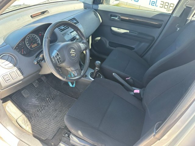 SUZUKI Swift usata, con MP3