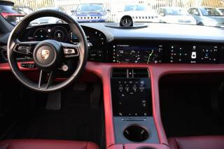 PORSCHE Taycan usata, con Controllo automatico clima