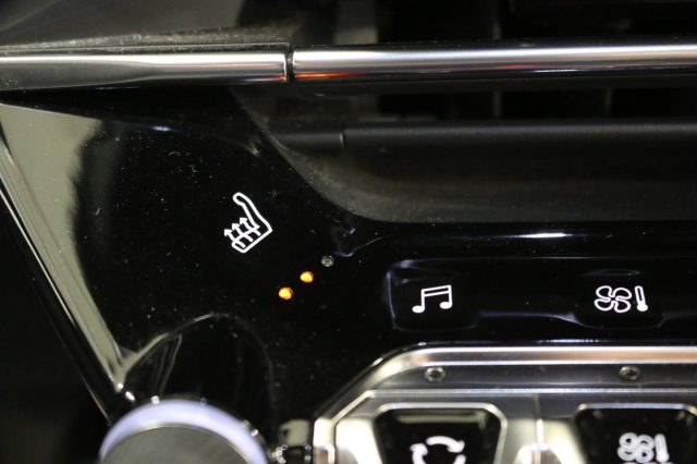 PEUGEOT 2008 usata, con Frenata d