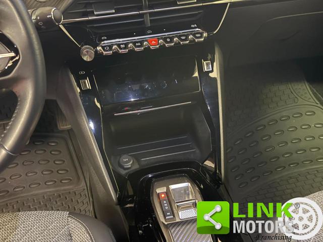 PEUGEOT 2008 usata, con Park Distance Control