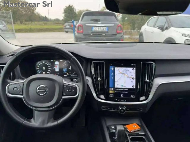 VOLVO V60 usata, con Park Distance Control