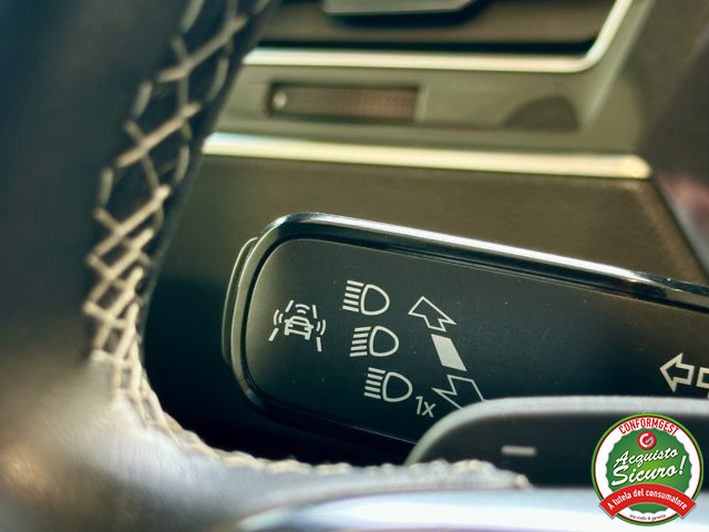VOLKSWAGEN Tiguan usata, con Touch screen