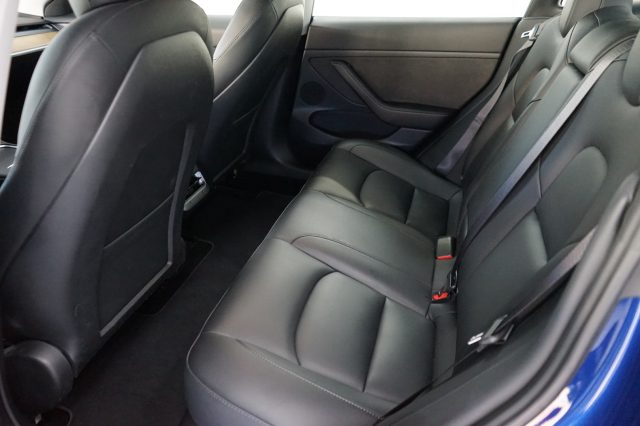 TESLA Model 3 usata 29