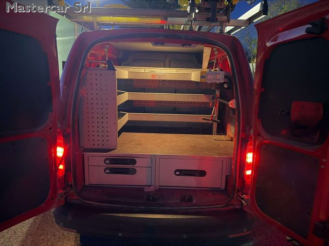 VOLKSWAGEN Caddy usata, con ESP