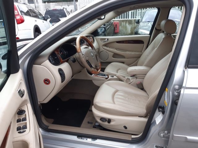 JAGUAR X-Type usata, con Lettore CD