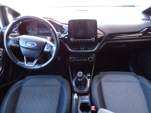 FORD Fiesta usata, con Cruise Control