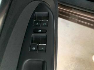 VOLKSWAGEN Touran usata 32