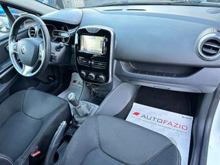 RENAULT Clio usata, con Touch screen