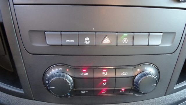 MERCEDES-BENZ Vito usata 102