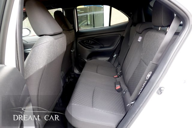 TOYOTA Yaris Cross usata, con Controllo automatico clima