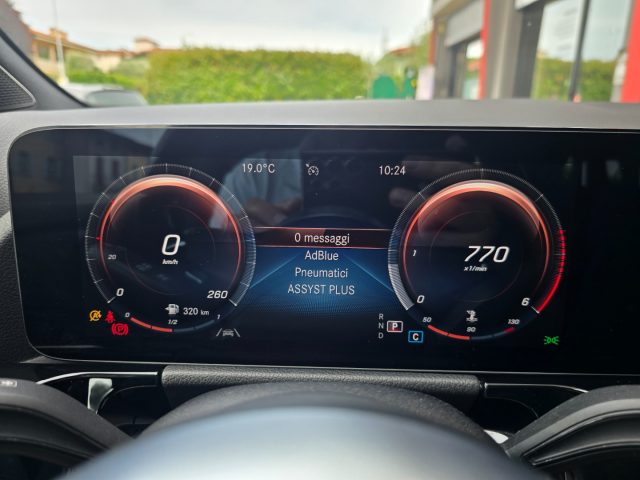 MERCEDES-BENZ GLA 200 usata 141