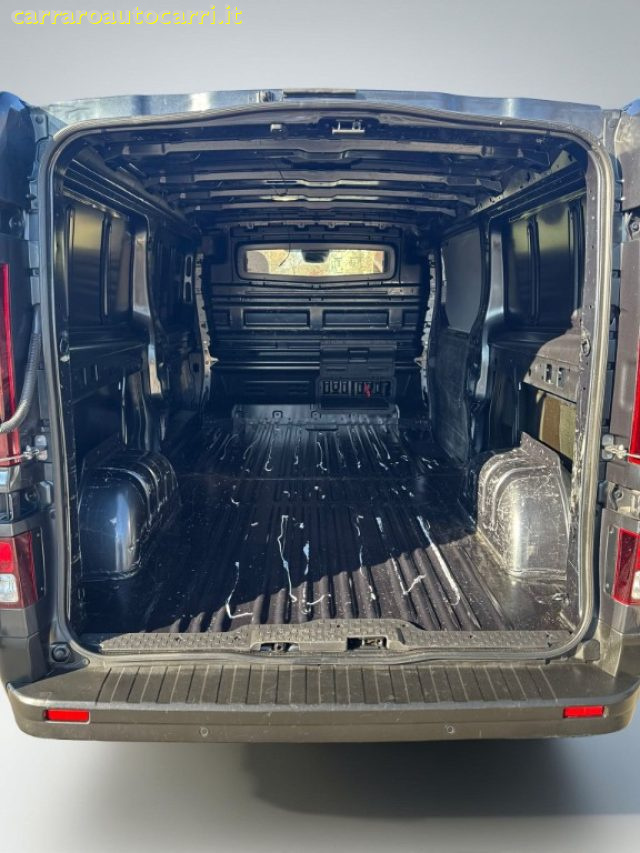 RENAULT Trafic usata, con Autoradio