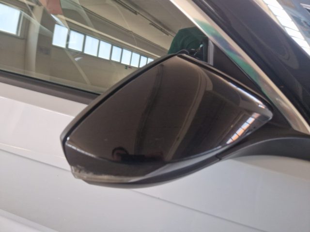 VOLKSWAGEN T-Roc usata, con Bluetooth