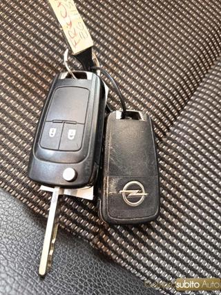 OPEL Astra usata, con Sedile posteriore sdoppiato