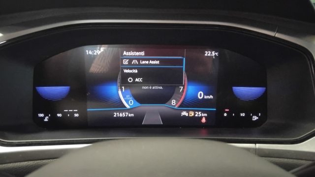VOLKSWAGEN T-Roc usata, con Adaptive Cruise Control