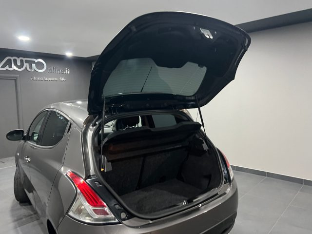 LANCIA Ypsilon usata, con Climatizzatore