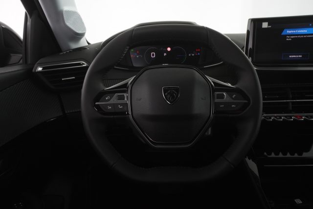 PEUGEOT 208 usata 12