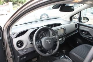 TOYOTA Yaris usata, con Specchietti laterali elettrici
