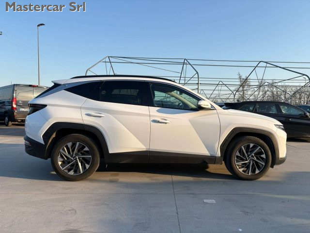 HYUNDAI Tucson usata, con Autoradio