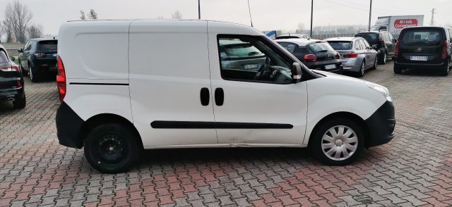 OPEL Combo usata, con Climatizzatore