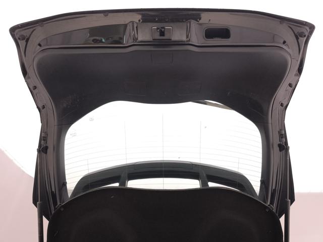 TOYOTA C-HR usata, con Volante in pelle