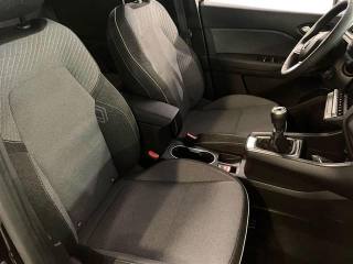 RENAULT Captur usata, con Volante in pelle