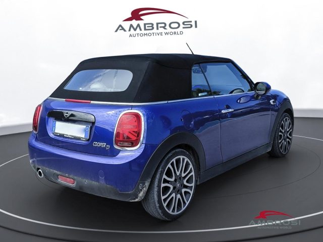 MINI Cabrio usata 2