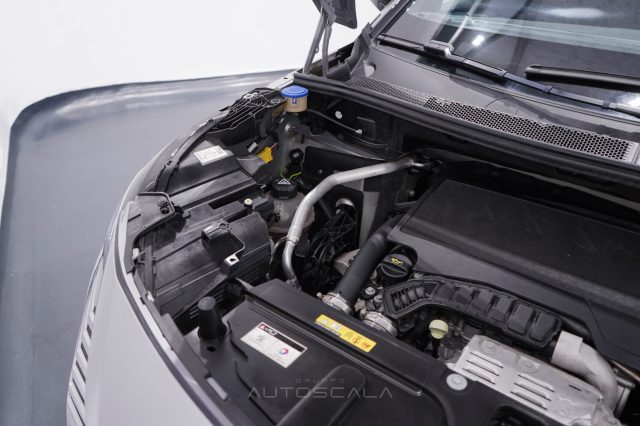 PEUGEOT 5008 usata 38