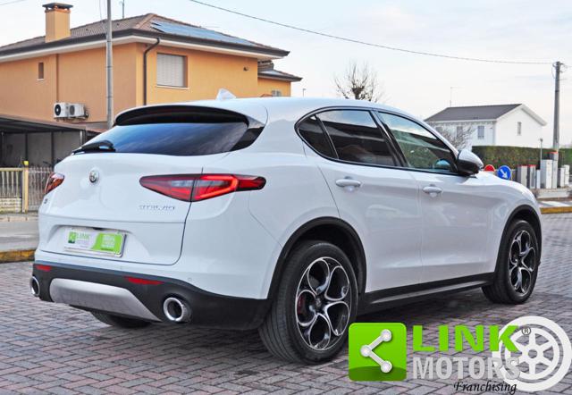 ALFA ROMEO Stelvio usata, con Alzacristalli elettrici