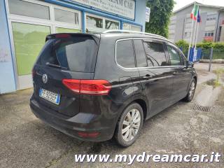 VOLKSWAGEN Touran usata, con Autoradio