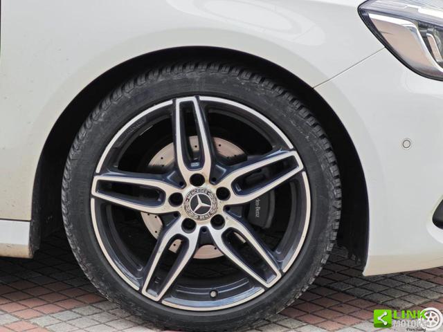 MERCEDES-BENZ A 180 usata, con Chiusura centralizzata