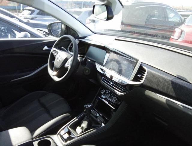 OPEL Grandland usata, con Autoradio