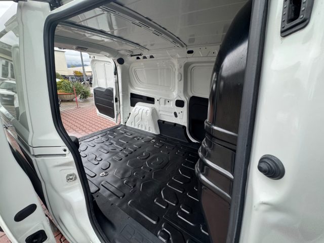 FIAT Doblo usata, con Bluetooth