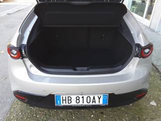 MAZDA 3 usata, con Volante in pelle