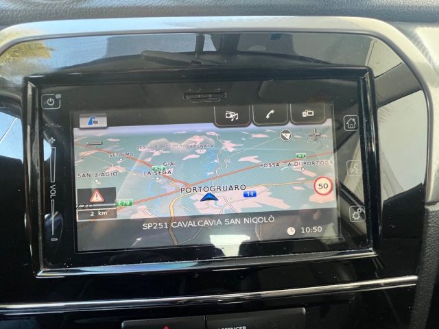 SUZUKI Vitara usata, con Touch screen