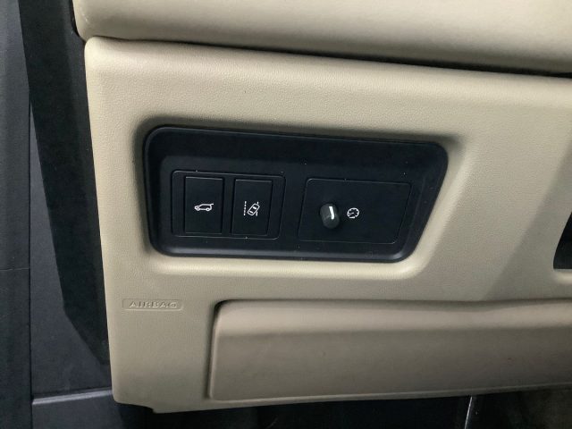 LAND ROVER Discovery Sport usata, con Specchietti laterali elettrici