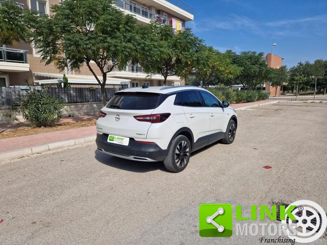 OPEL Grandland X usata, con Airbag