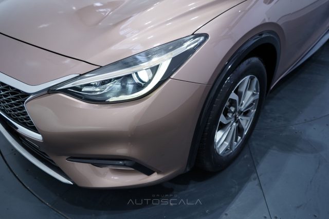 INFINITI Q30 usata, con Sensore di pioggia