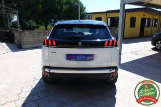 PEUGEOT 3008 usata, con Autoradio